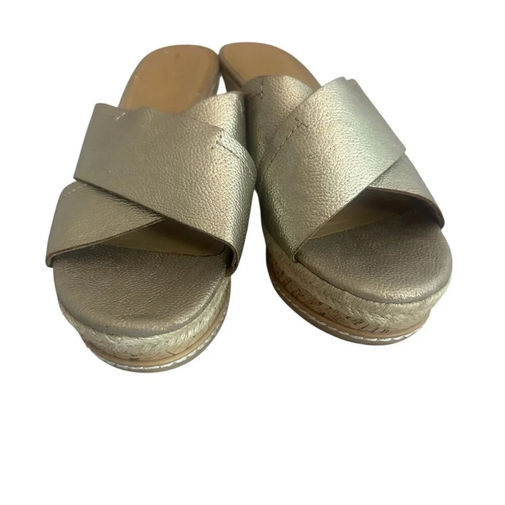 Franco Sarto Gold Slip-On Slide Wedge Sandals Metallic Comfort Size 9.5 Women's